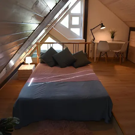 With A View דירה גדינייה